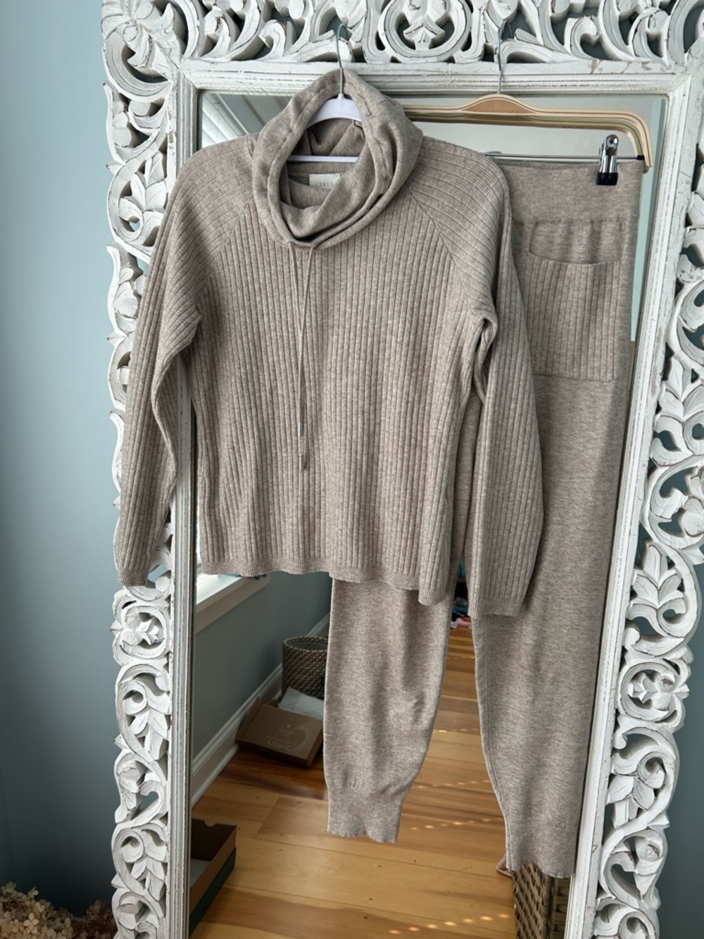 CYRUS | Loungewear | Cozy & Light Matching Set | Size M | Light Taupe